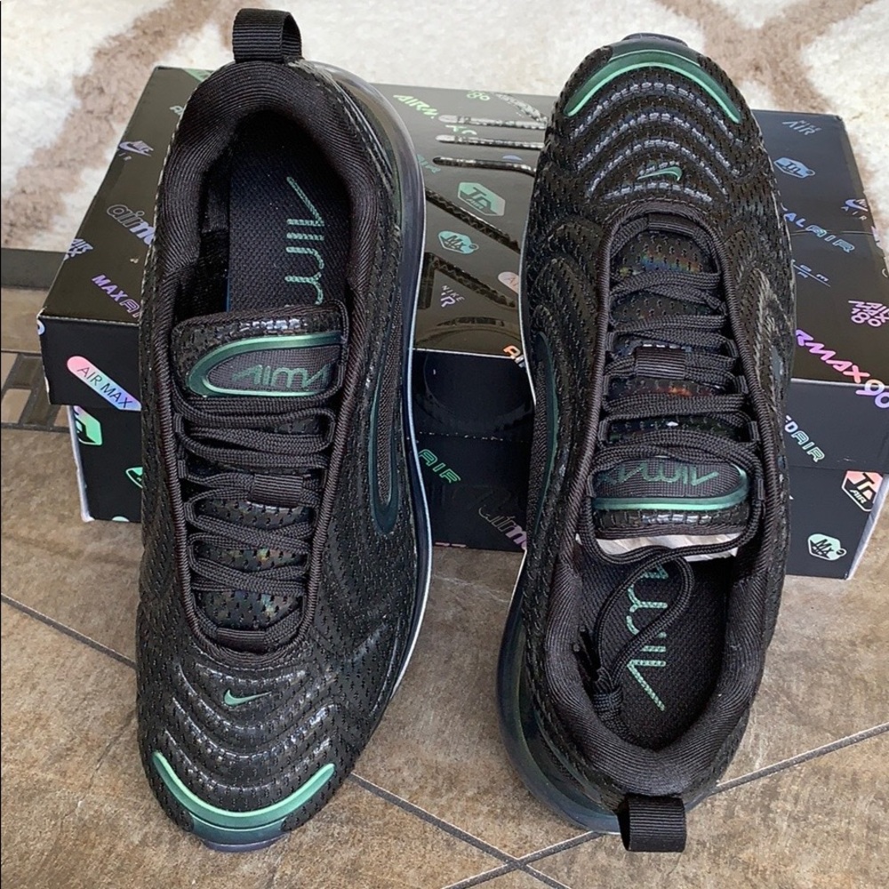 NIKE AIR MAX 720 Black/Black-Metallic Silver Men’s - Picture 13 of 16
